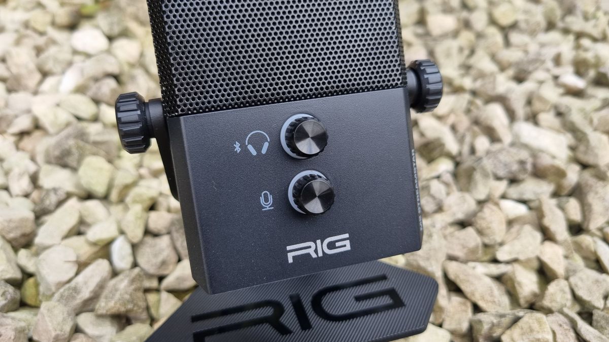 The Nacon Rig Streamstar M2 on a white gravel background