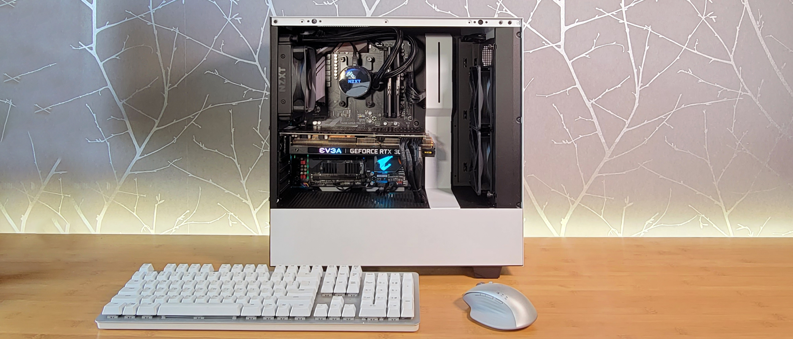 White gaming PC, gaming desktop, Liquid cooled, GAMING PC. – Toms-PC's
