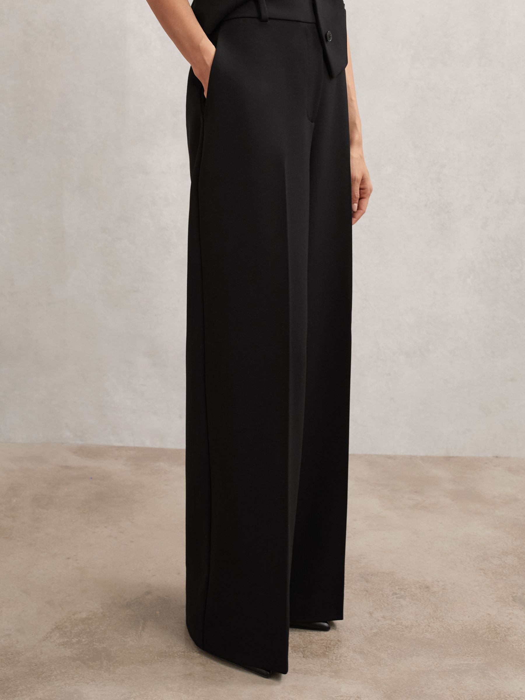 Petite Wide-Leg Suit Trousers in Black