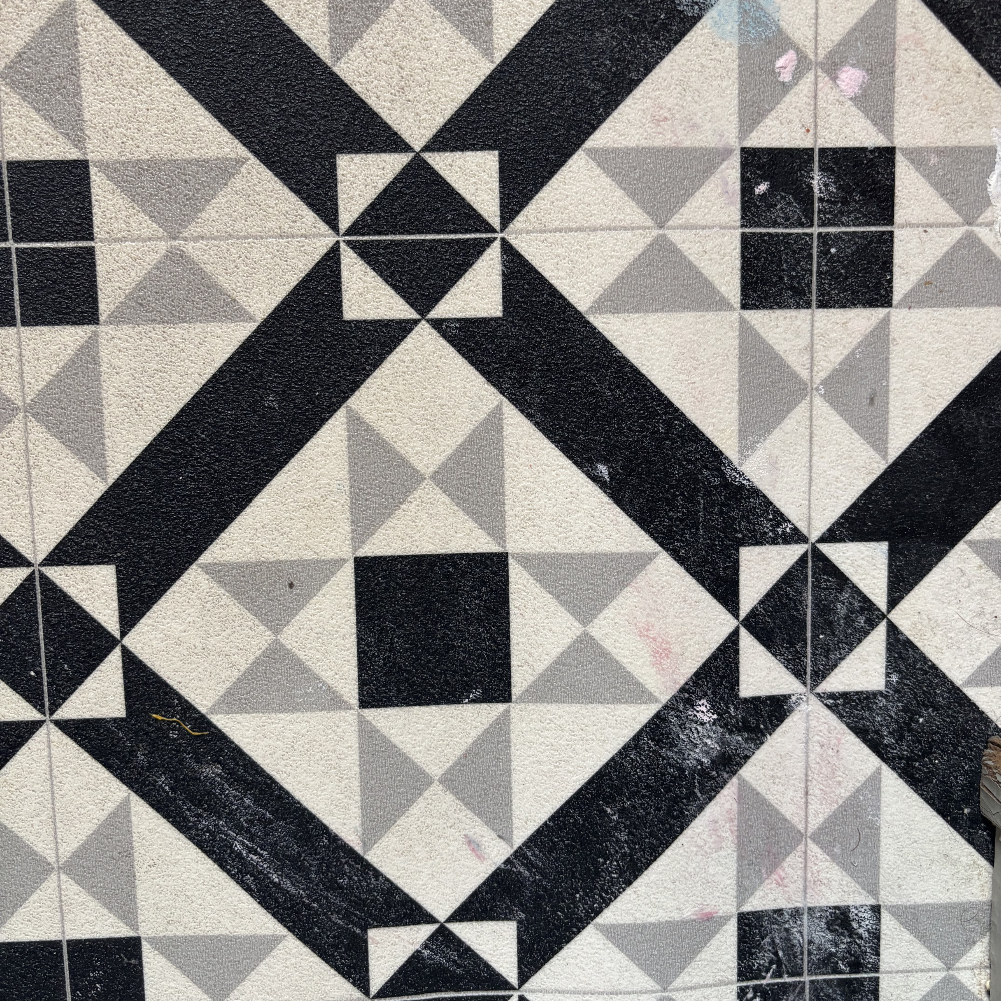 Dyson. PencilWash cleaning toothpaste stains