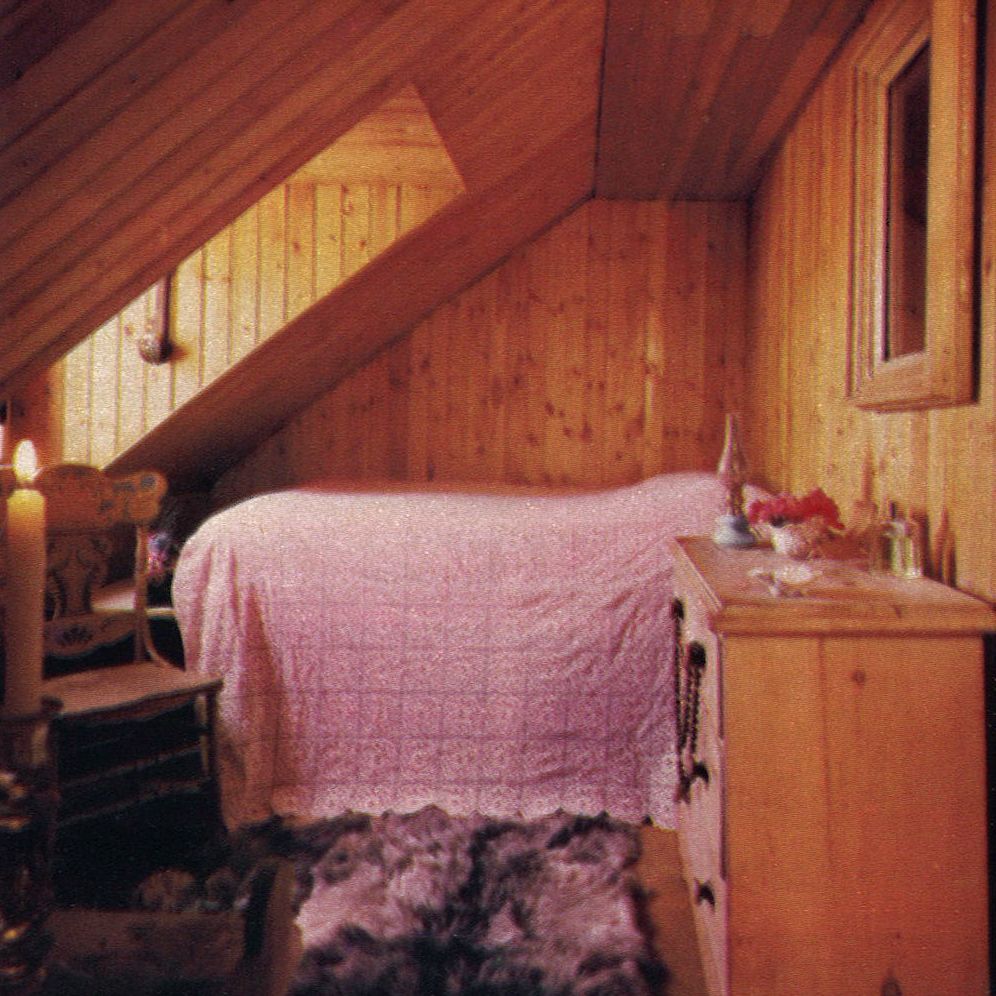 Archive images of Ideal Home magazine from 1971