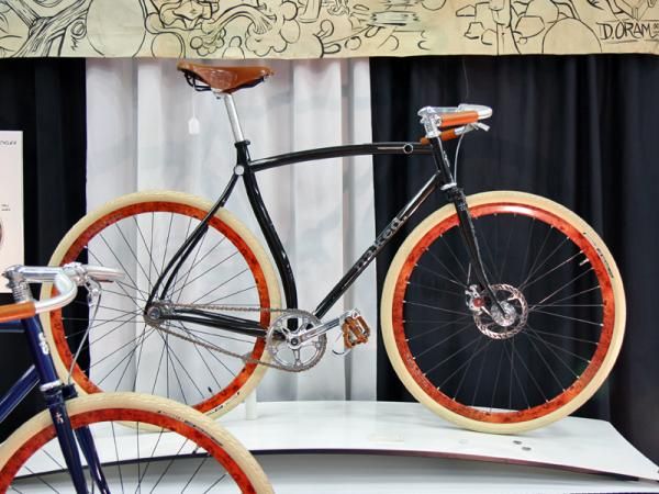 Naked now offers the Baby Ganoush, a (somewhat) more affordable version of the bike that won the "Best in Show", "President's Choice", and "People's Choice" awards at NAHBS 2008.