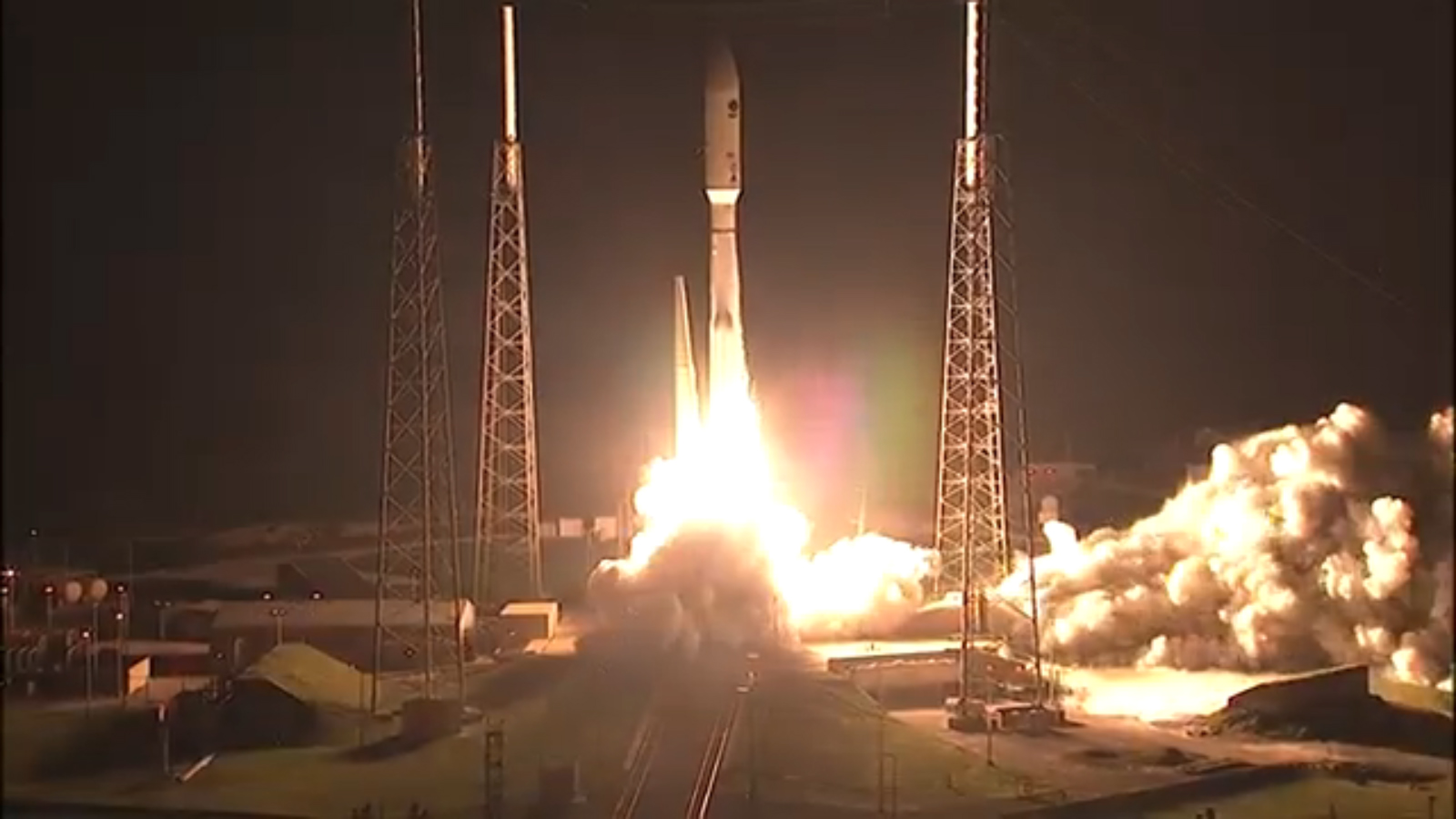 An unmanned Atlas V rocket carrying the U.S. Navy&#039;s Mobile User Objective System 4 satellite (MUOS-4) launches into space from Florida&#039;s Cape Canaveral Air Force Station in a pre-dawn liftoff on Sept. 2, 2015.