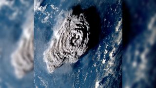 A zoomed-in view of the Tonga eruption, taken by Japan's Himawari-8 satellite at 05:40 UTC on 15 January 2022, about 100 minutes after the eruption started.