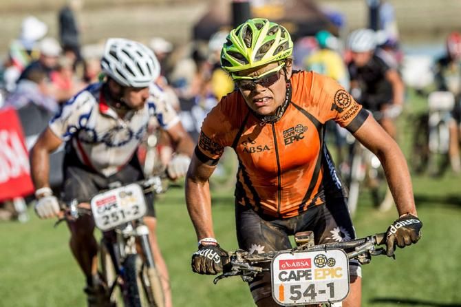 Yolande Speedy (ladies overall leader) makes her way through waterpoint 1