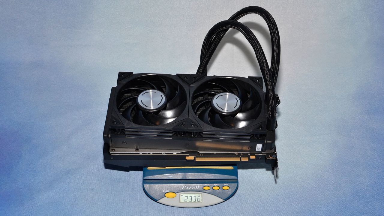 MSI GeForce RTX 4090 Suprim Liquid X