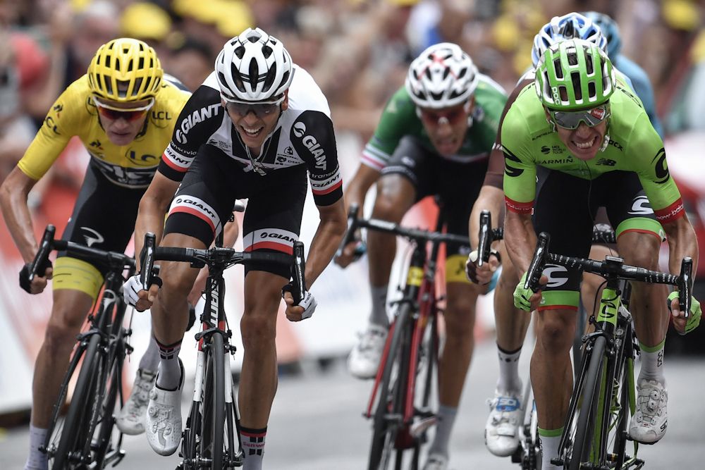 Rigoberto Uran beats Warren Barguil to win stage 9 at the Tour de France