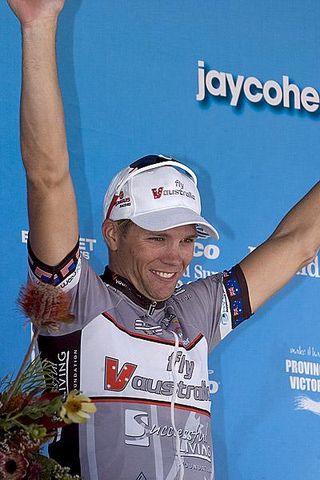 Jonathan Cantwell (Fly V Australia) continued his love affair with tour first stage victories .Cantwell has won the opening stages of the recent Tours of Geelong, Murray River, Tasmania and now the Jayco Herald Sun Tour.