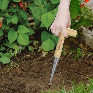 Flora Guard Stainless Steel Dibber Hand Tools Traditional Garden Hand Dibber With Light Weight Wooden Handle for Planting Seeds & Bulbs