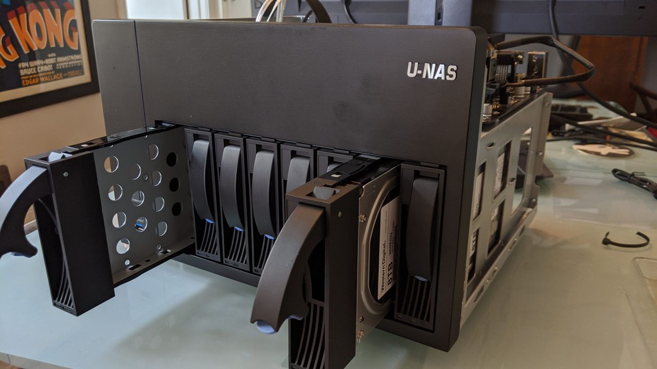 The HDD trays are extremely easy to slide out and latch back into place.