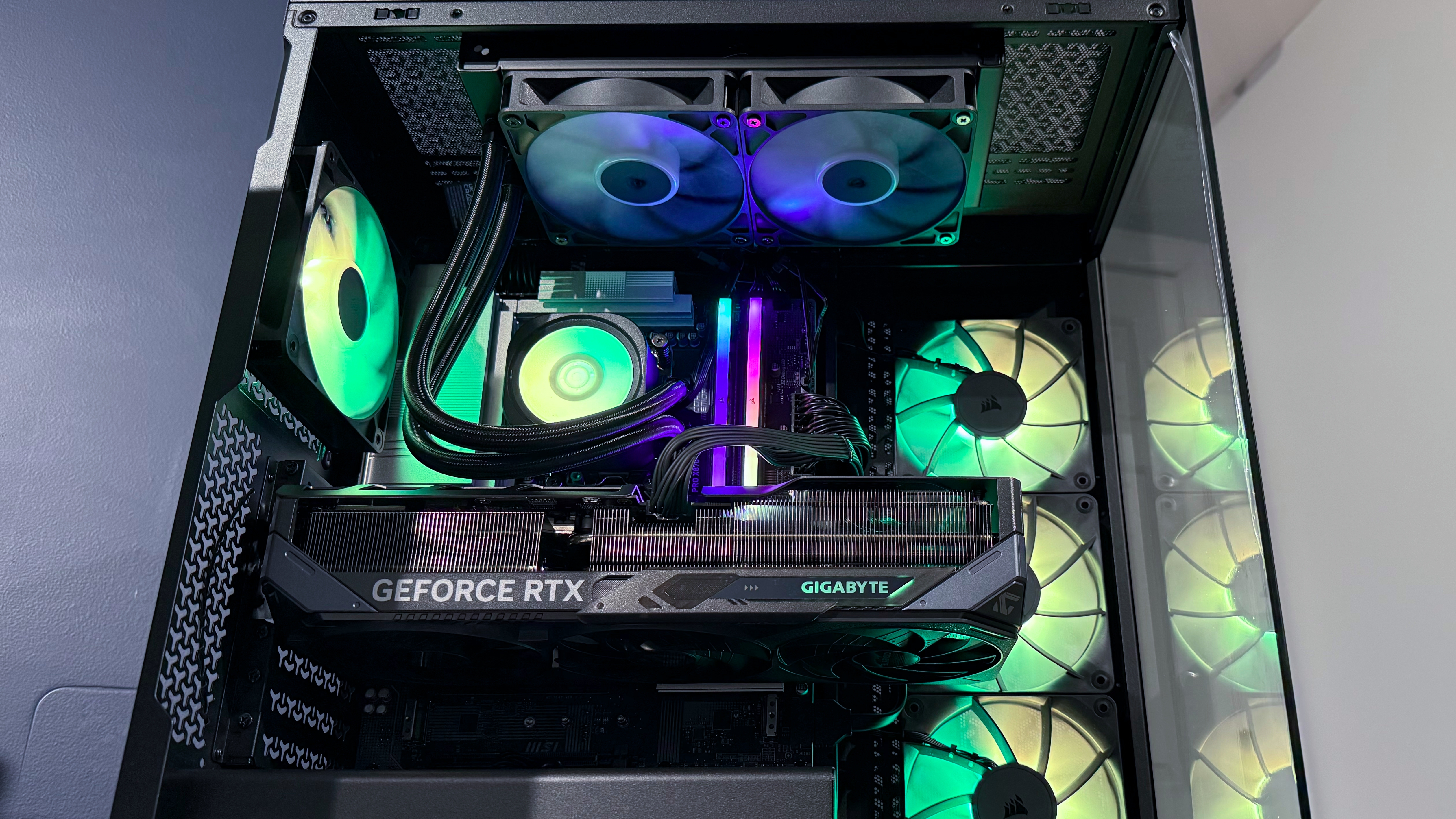 Corsair Vengeance a7500