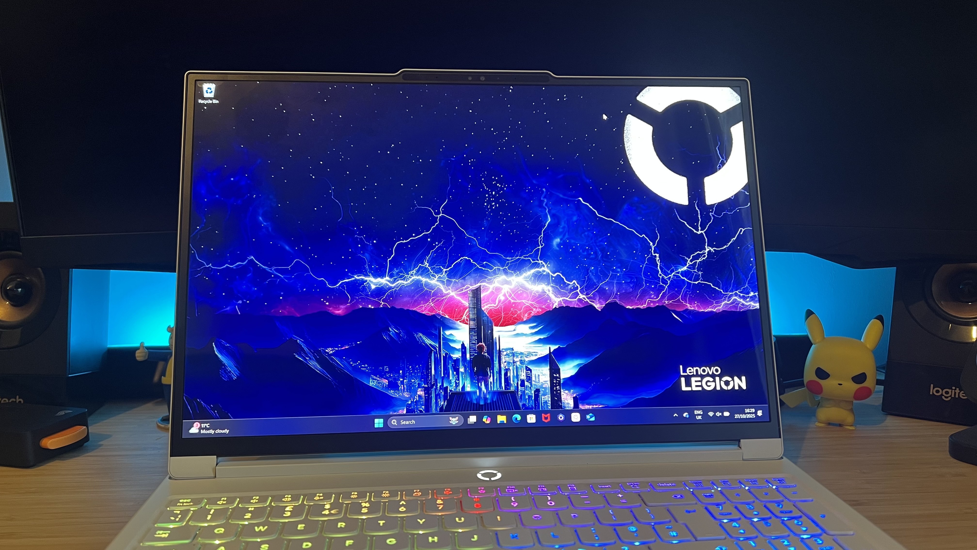 Close up on display of Lenovo Legion 7 Gen 10 gaming laptop