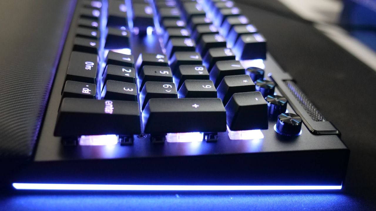 Razer BlackWidow V4 Pro