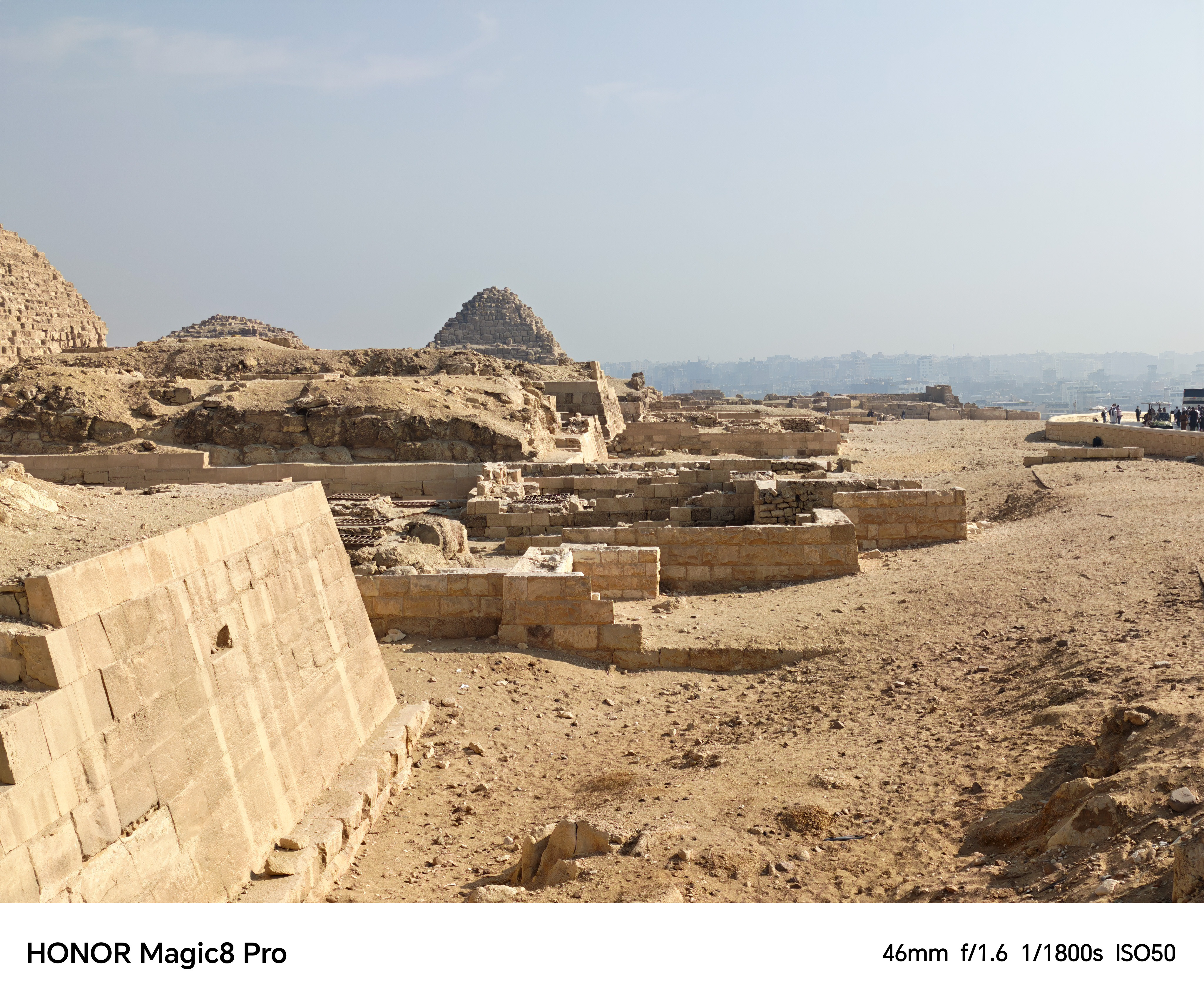 Egyptian ruins around the Great pyramid shot on an Honor Magic 8 Pro