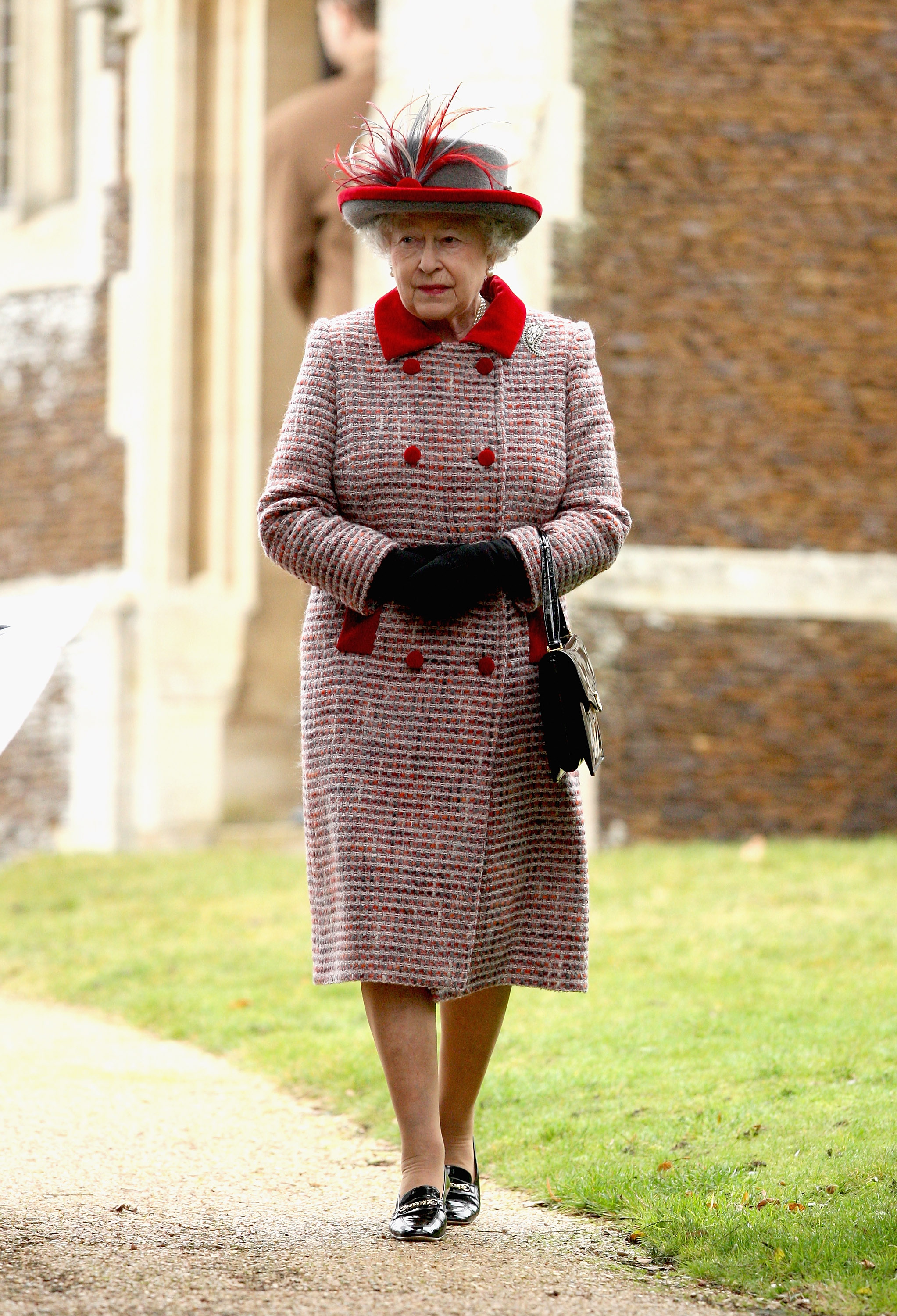 holiday - queen elizabeth