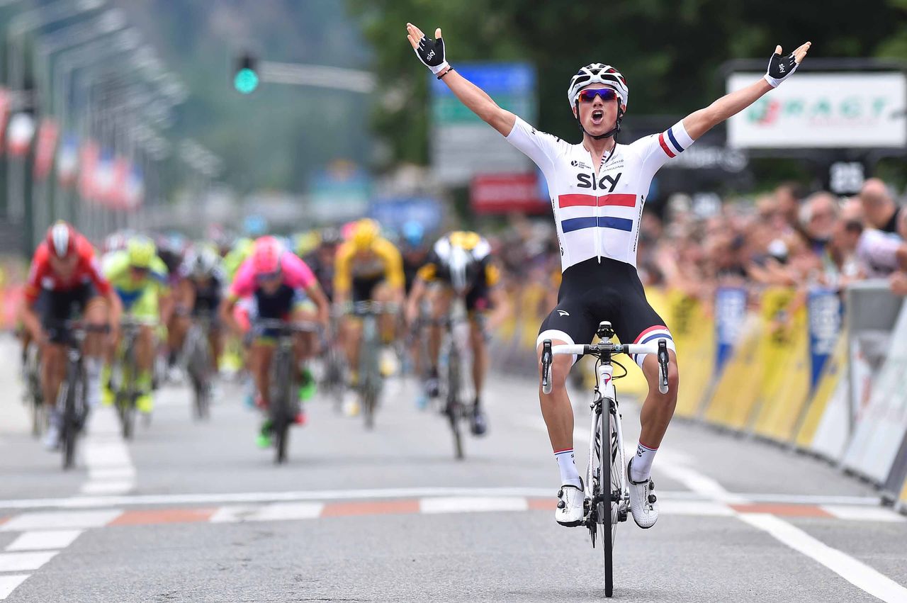 Peter Kennaugh held off the peloton