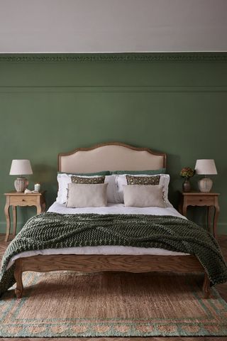 green bedroom