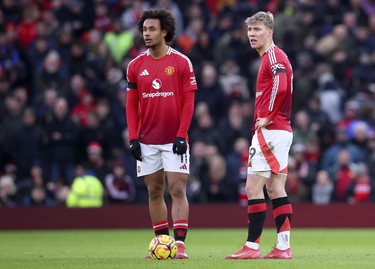 Manchester United duo Zirkzee and Hojlund have a combined six Premier League goals this season