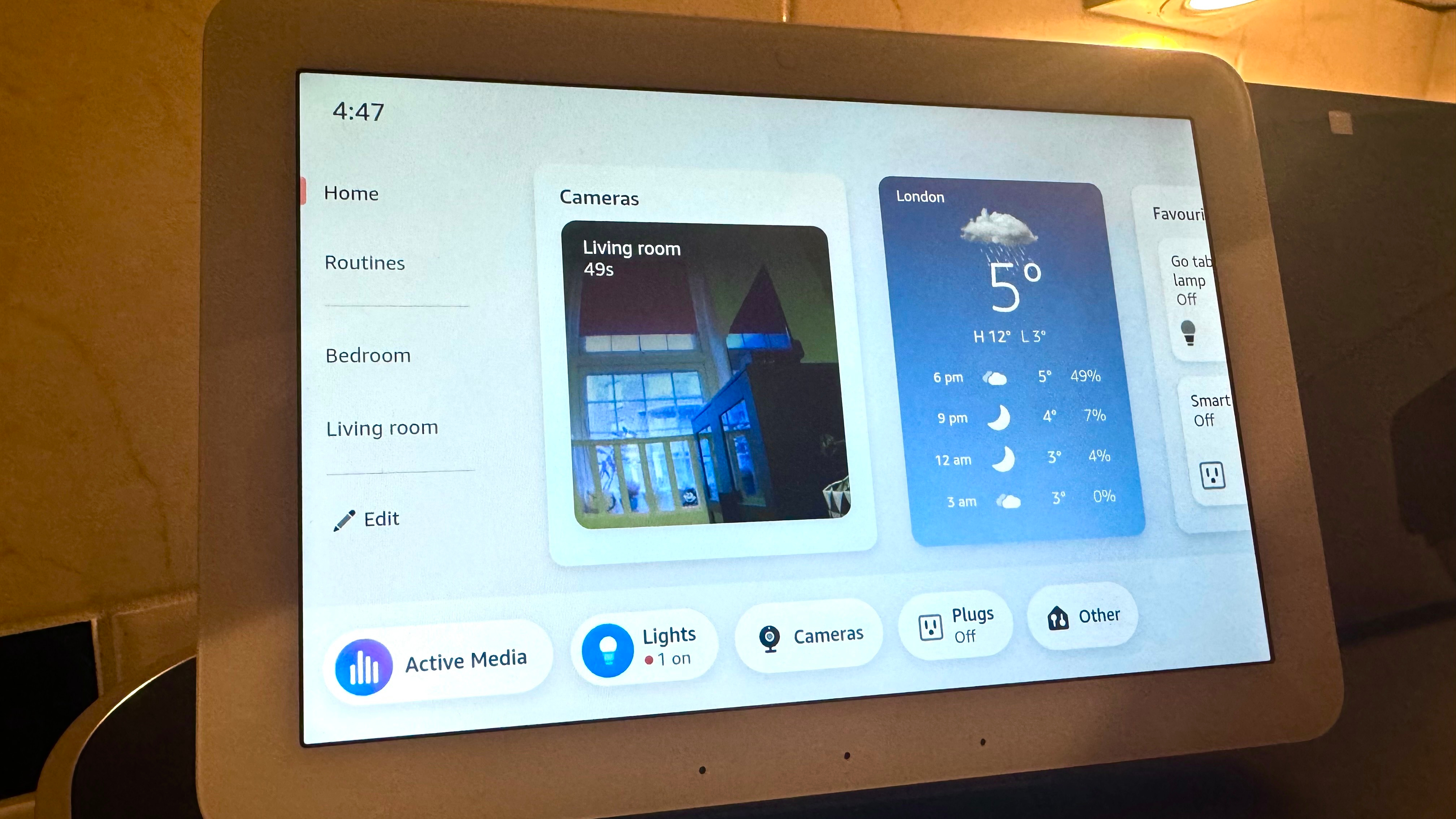 Amazon Echo Hub showing the main UI