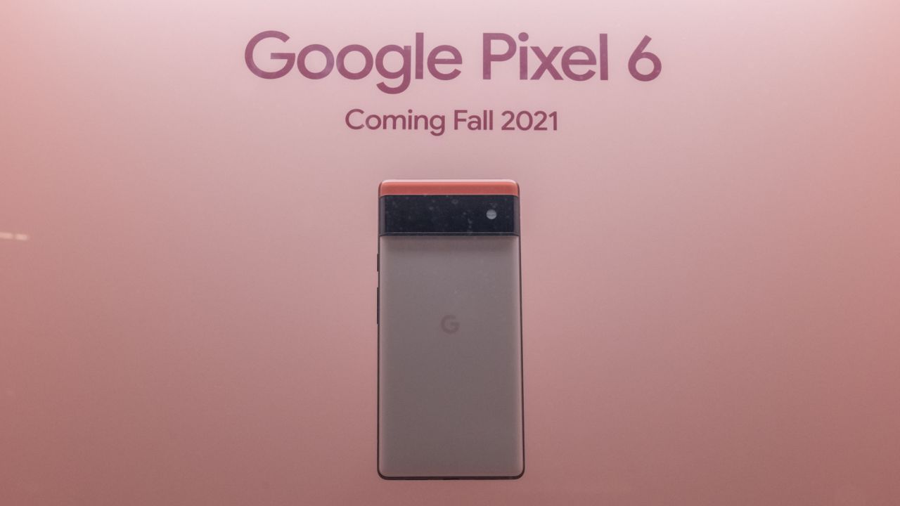 Google Pixel 6 phones on display