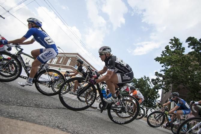 Van Gilder shows perfect cornering skills