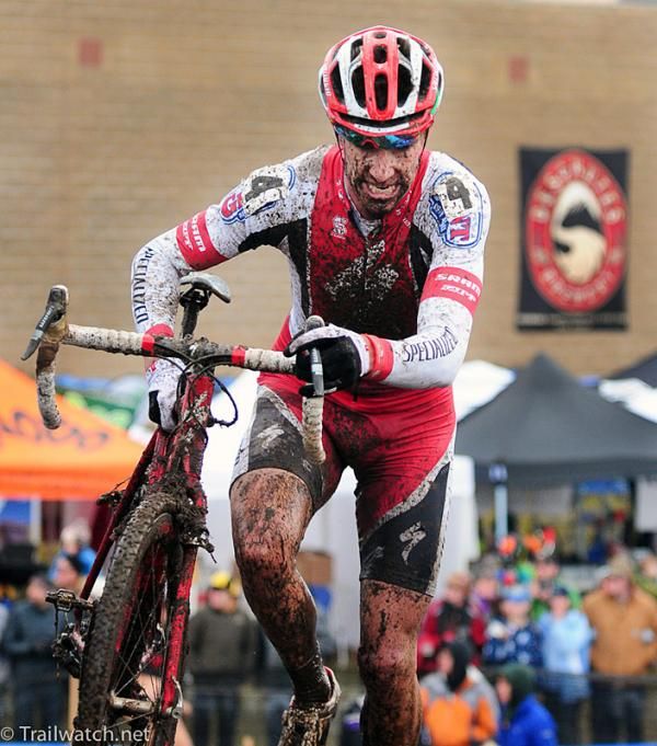 Todd Wells (Specialized) on the run-up with one lap to go.