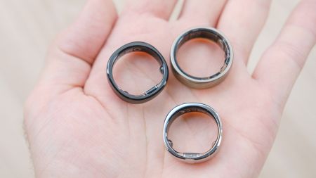 Close-up of the Ringconn Gen 2 Air smart ring