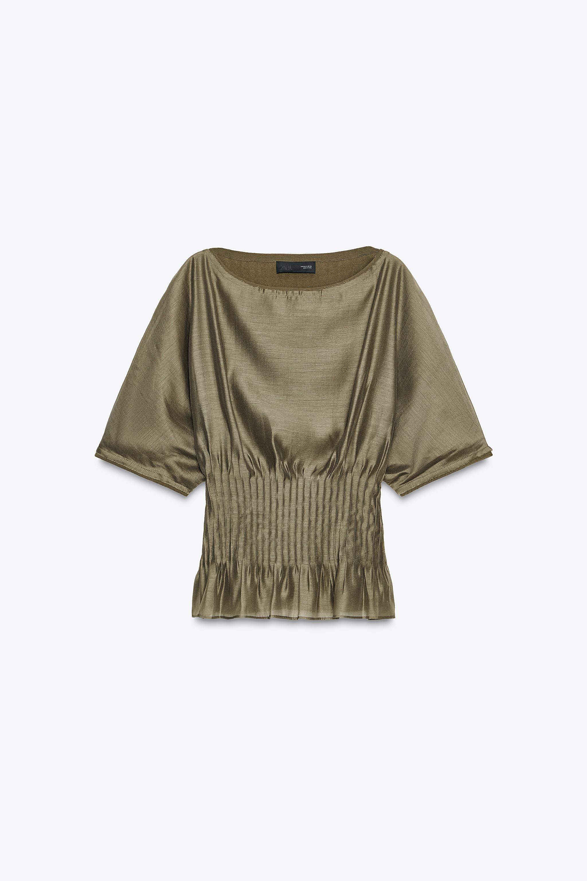 Pleated Waist Mixed Knit Blouse