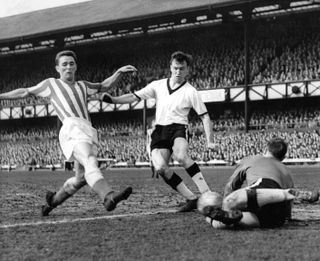 Brian Clough (left) in action for Sunderland in 1962.