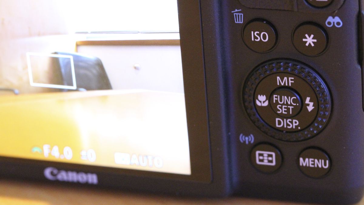 Build quality and handling Canon G16 review Page 2 TechRadar