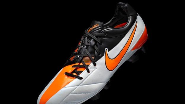 Nike T90 Laser IV football boots