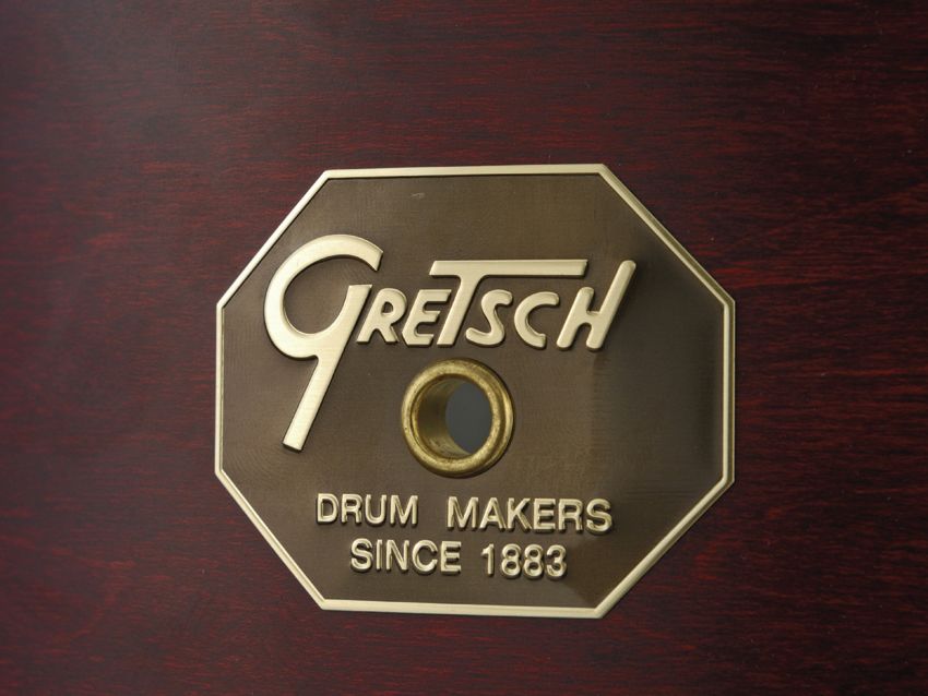 The USA Standard spec is identical to Gretsch's renowned USA Custom kits.