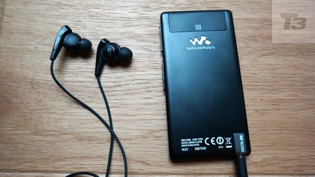 Sony Walkman NWZ-F886 review