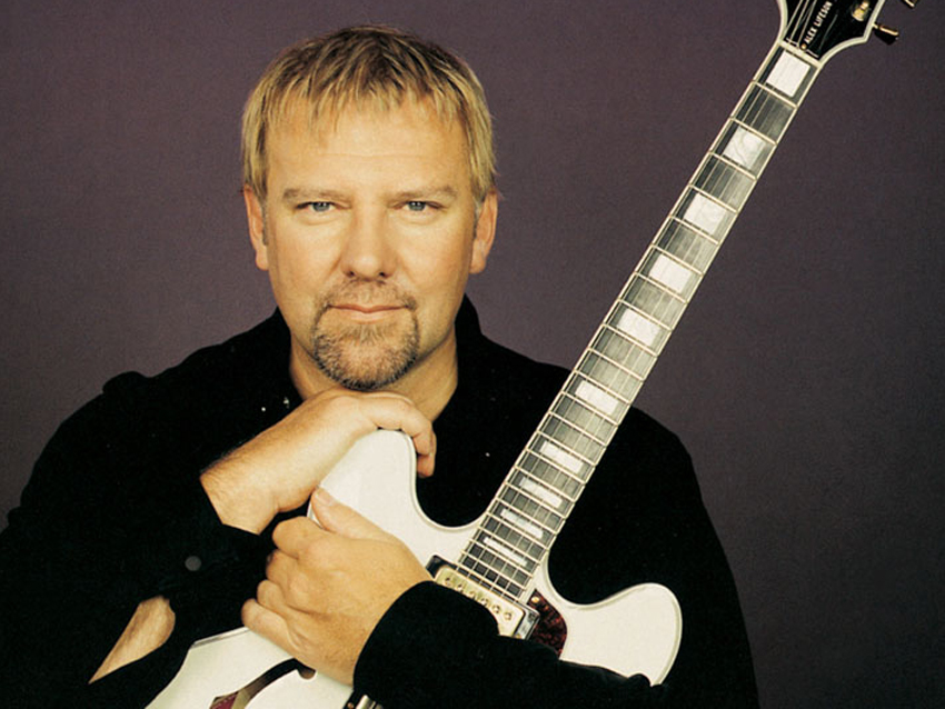 Size doesn&#039;t matter, says Lifeson