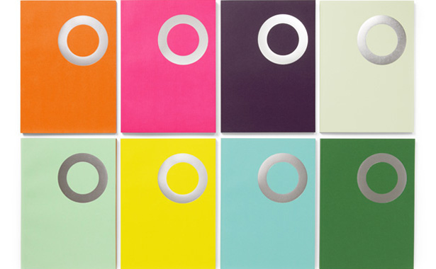 Circular 17 magazine cover showing 8 different colourways