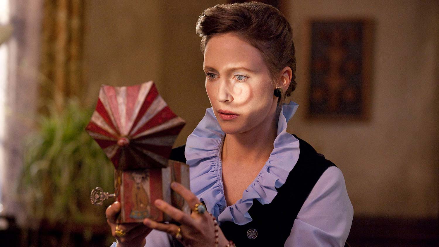 Vera Farmiga in The Conjuring, one of the best horror movies on Netflix