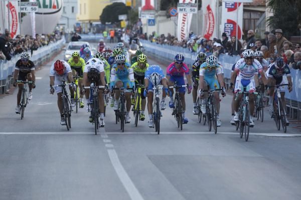 The sprint for second place at the Trofeo Laigueglia