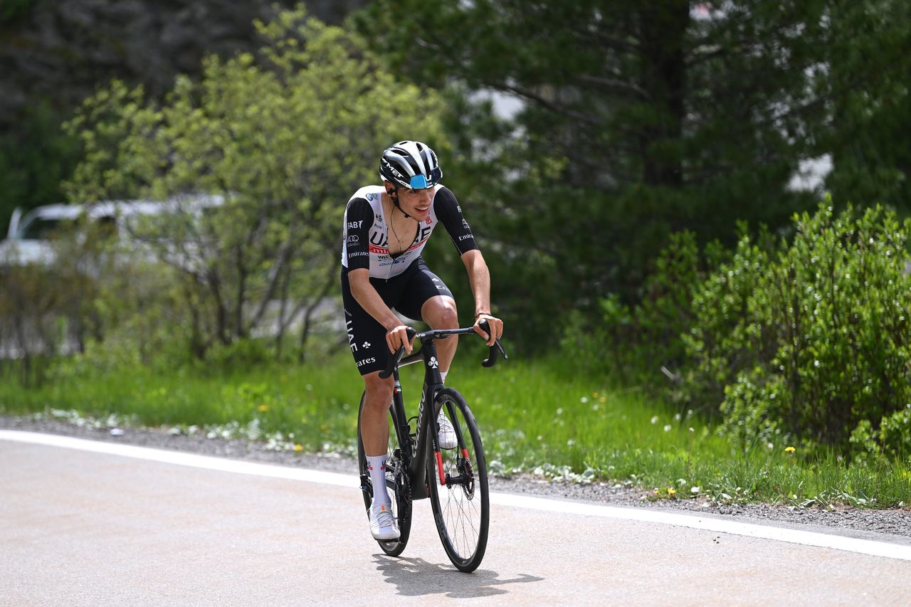 Juan Ayuso solos to victroy at the 2023 Tour de Suisse