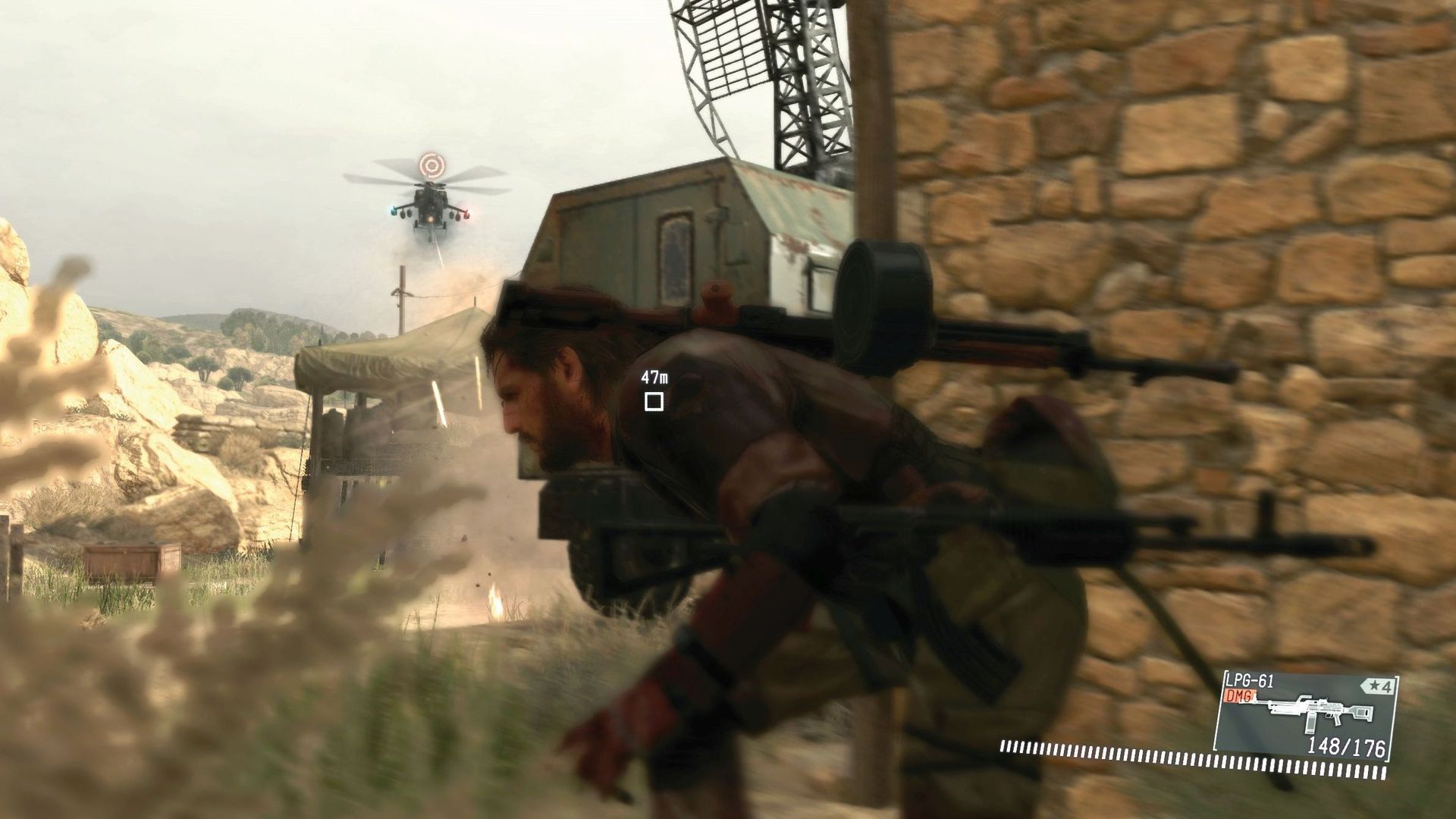 Snake crouching in MGSV