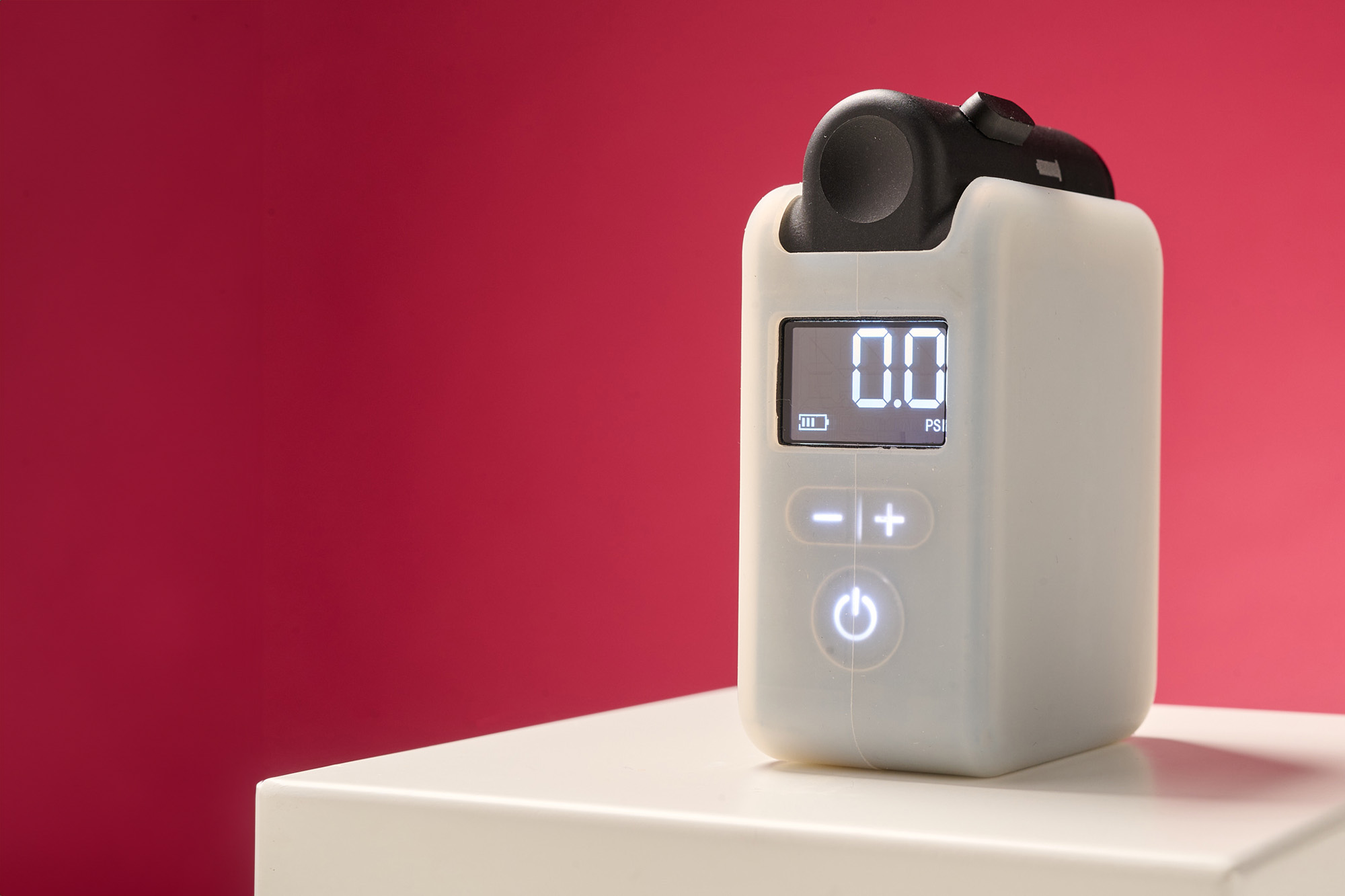 Topeak E-Booster electric bike pump with its big battery life and digital display