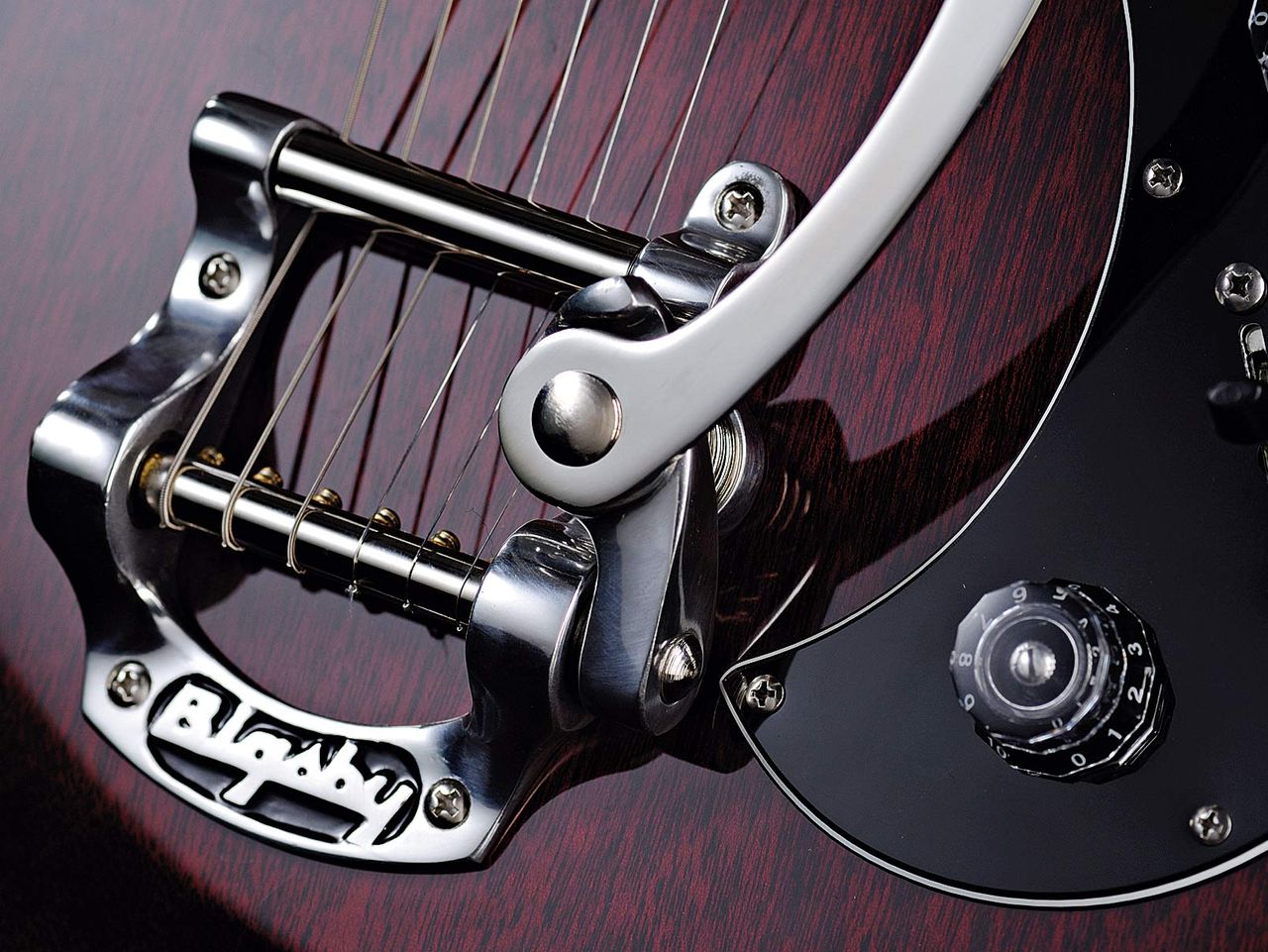 The Starla is the first PRS production model to feature a Bigsby