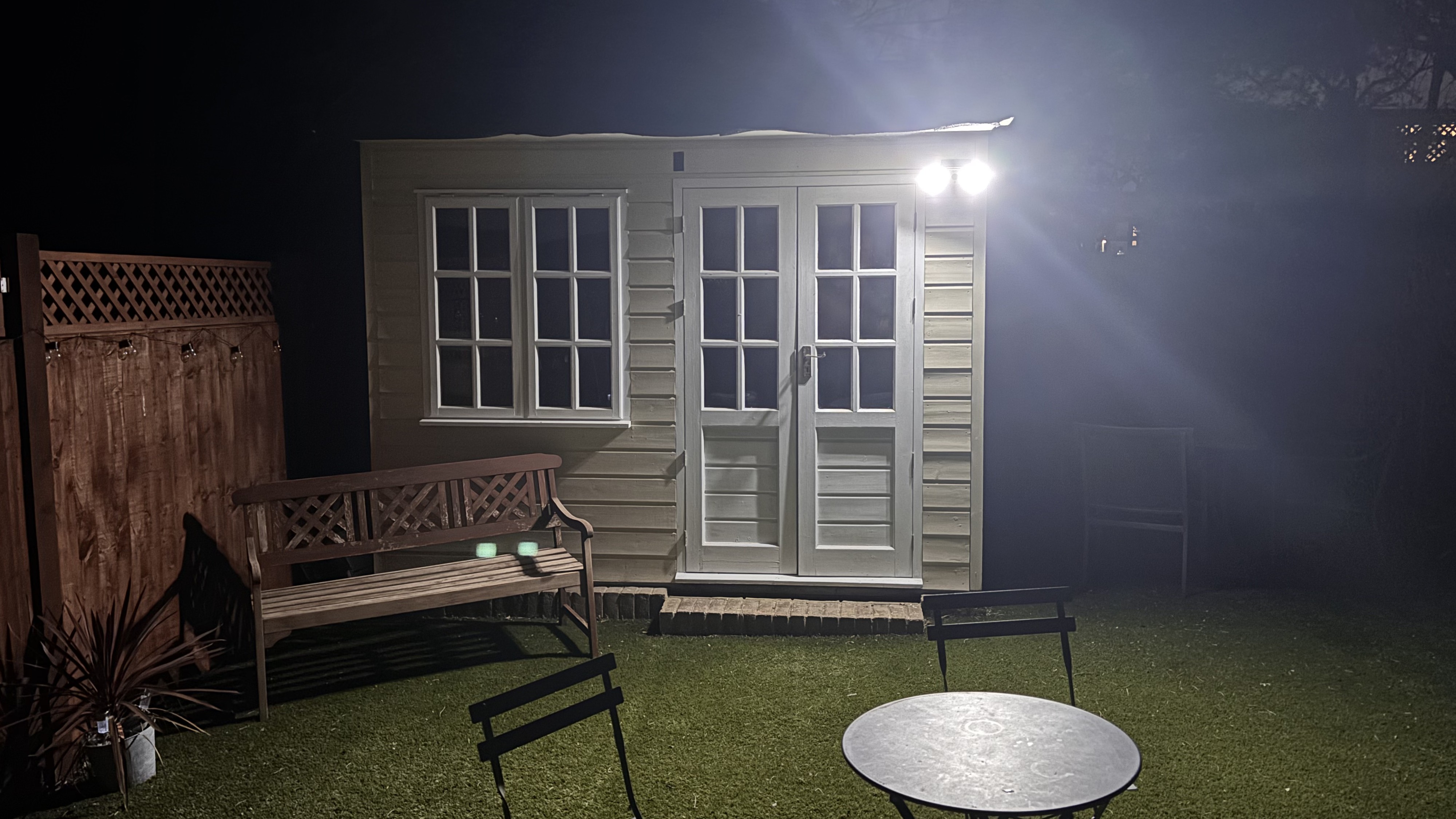 Reolink Solar Floodlight Cam lights active at night