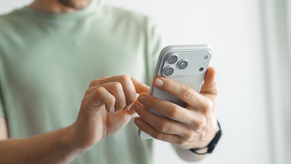main using iPhone