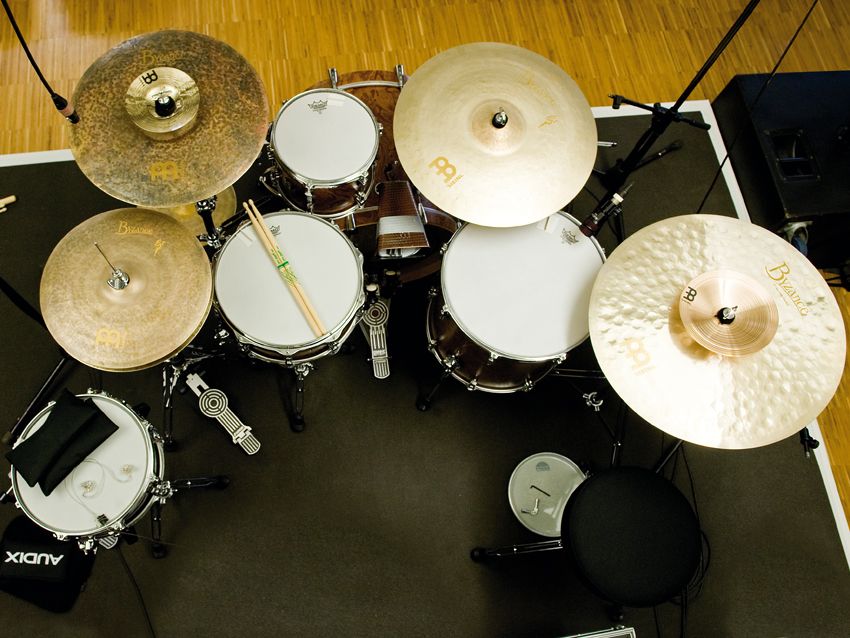 Drum kits of the pros stars' live and studio drum setups in pictures