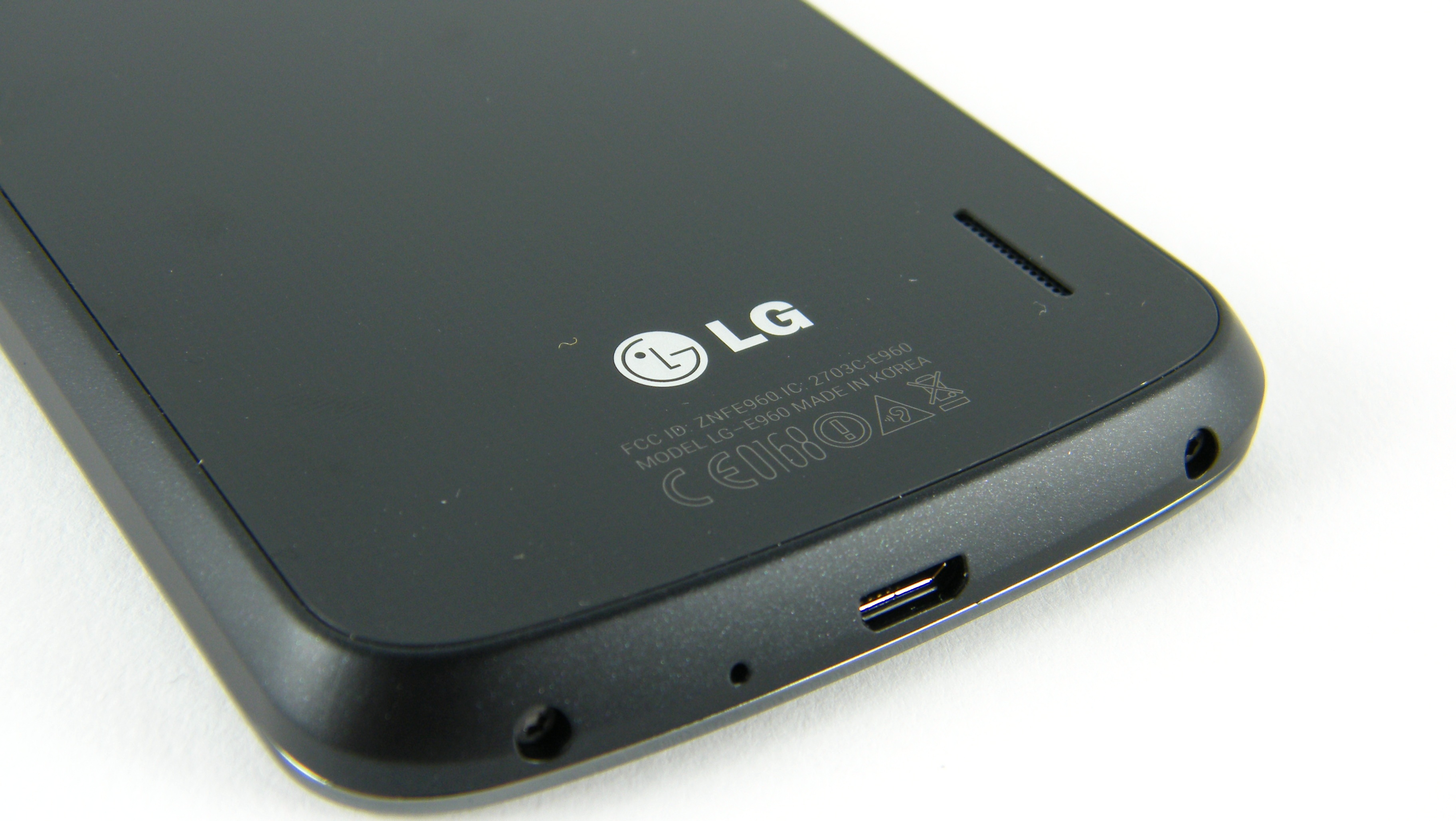 LG Optimus G2 battery leak reveals it&#039;s on par with One and Galaxy S4