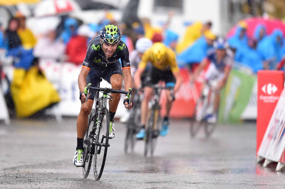 Alejandro Valverde attacks the GC group before the finish of stage 12.