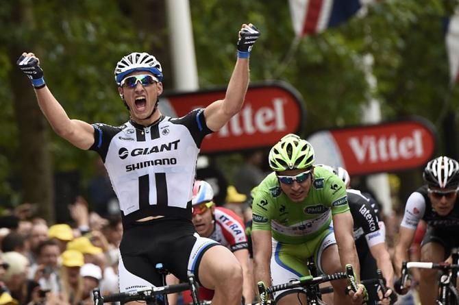 Marcel Kittel (Giant-Shimano) wins the stage 3 sprint in London