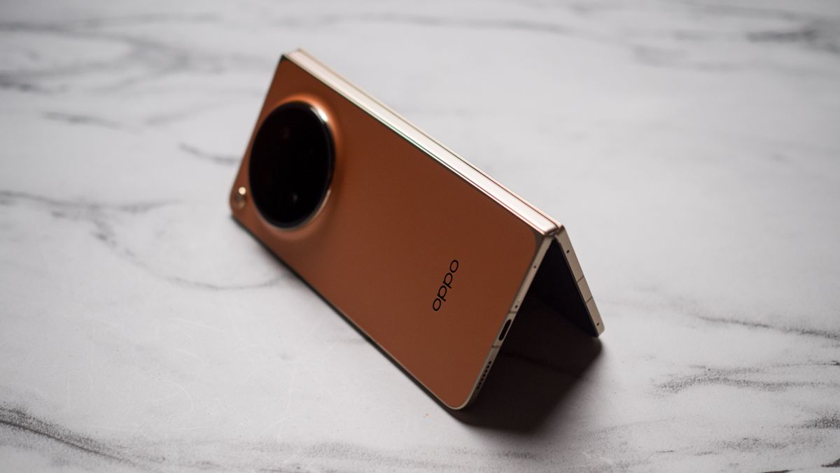 OPPO Find N6 hands-on testing