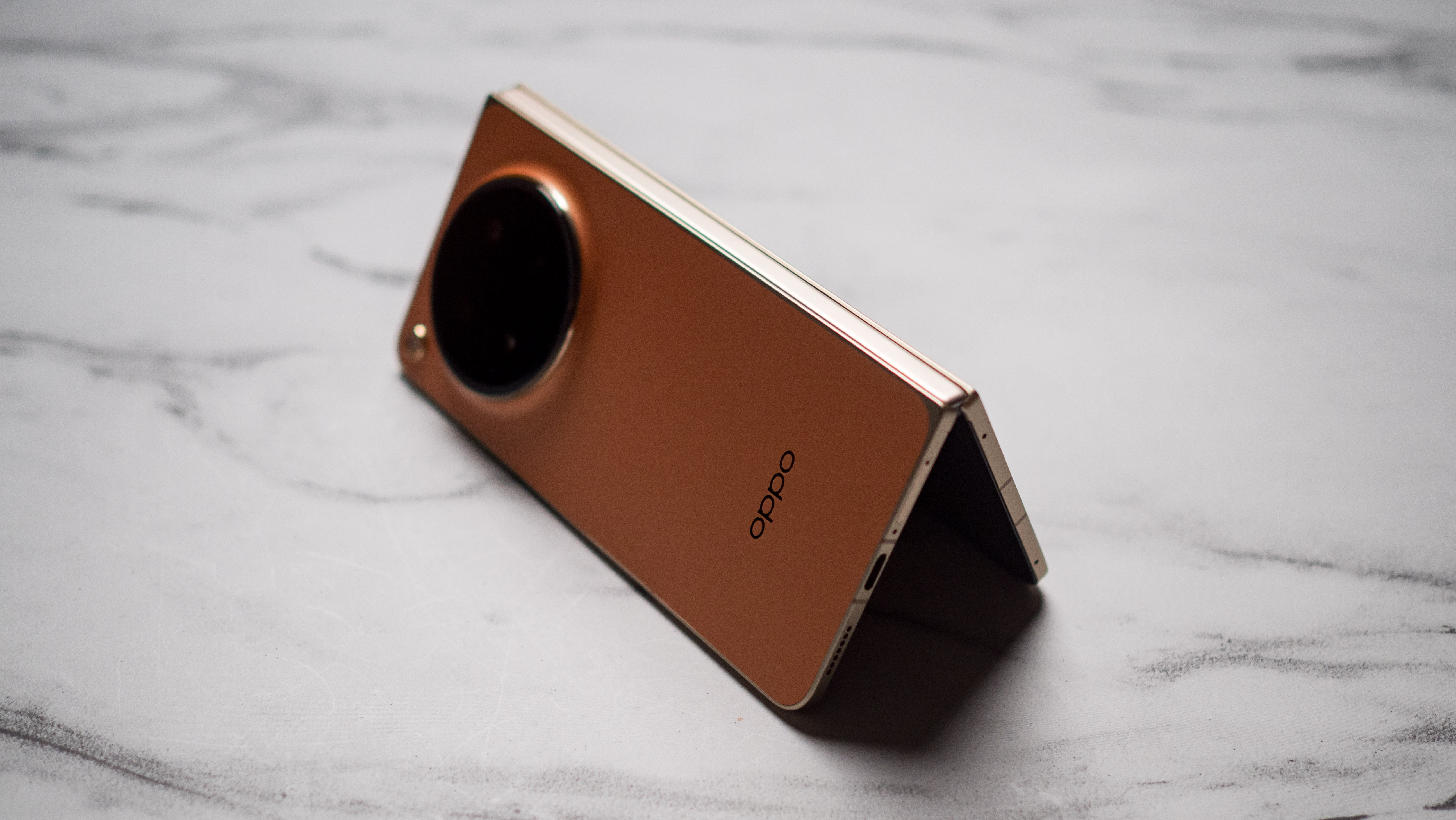 OPPO Find N6 hands-on testing