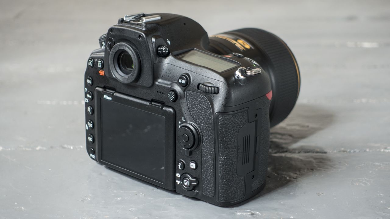 Nikon D850